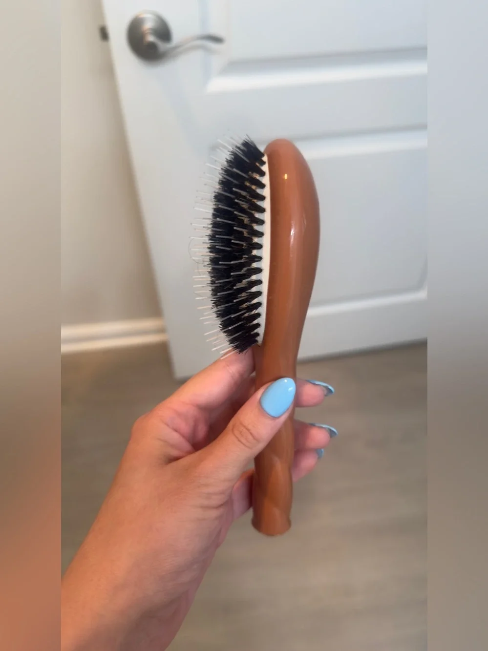 La Bonne Brosse N.02 The Care & Detangling HairBrush The Essential Terracotta